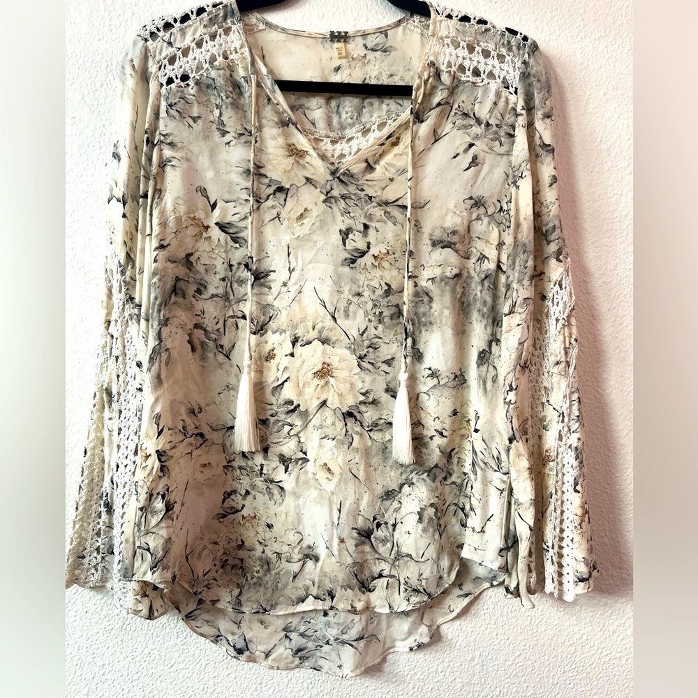 Haute Hippie 100% Silk Floral Blouse XS